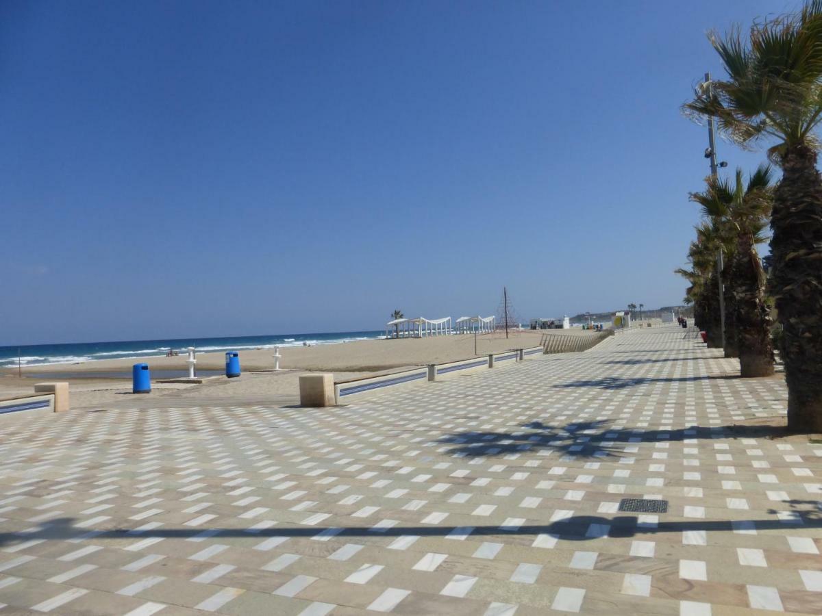 Family And Friends - San Juan Playa Apartman Alicante Kültér fotó