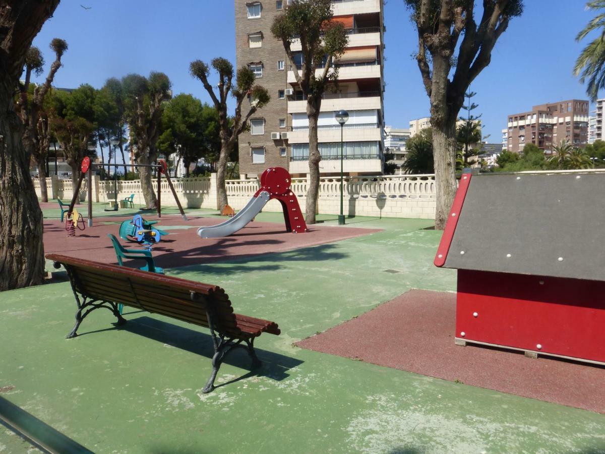 Family And Friends - San Juan Playa Apartman Alicante Kültér fotó
